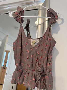 Blue Life Brown Floral Tie-Shoulder Crop Top